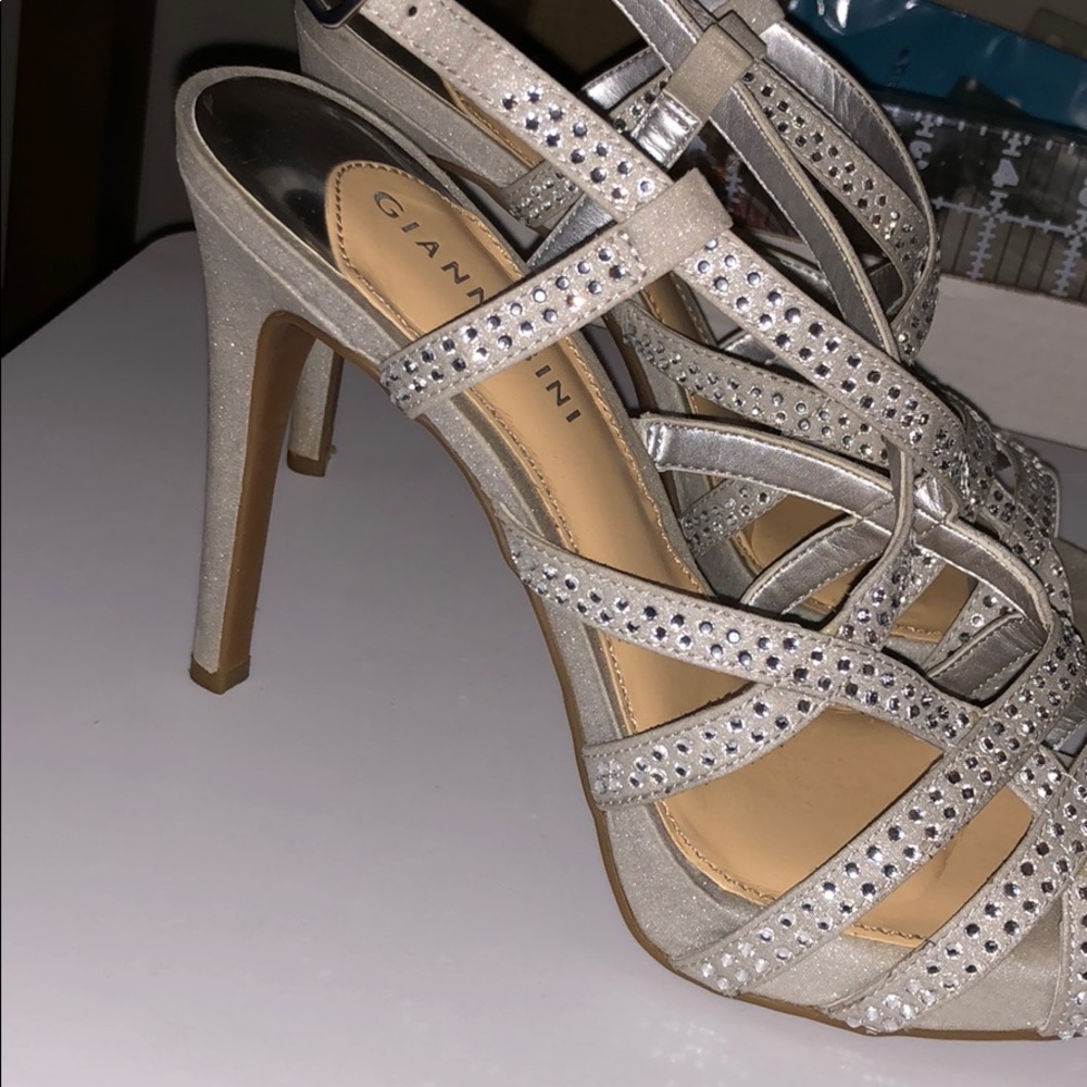 Gianni Bini sparkly silver heels